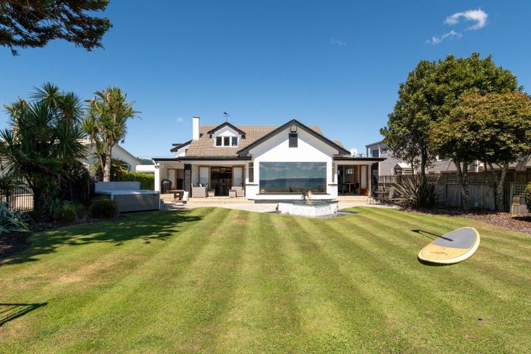 Photo of property in 25 Willow Avenue, Hannahs Bay, Rotorua, 3010