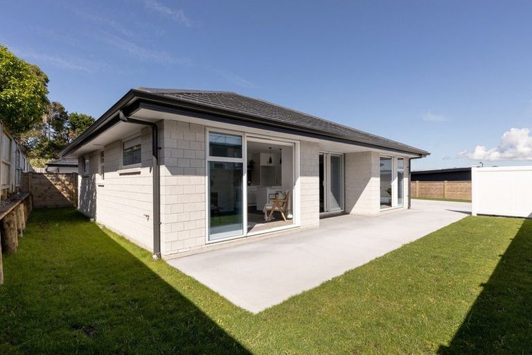 Photo of property in 25b Augusta Rise, Omokoroa, 3114