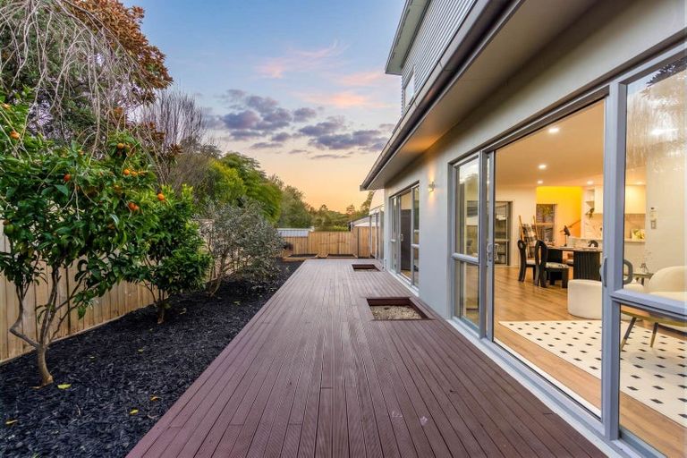 Photo of property in 124 Kyle Road, Greenhithe, Auckland, 0632