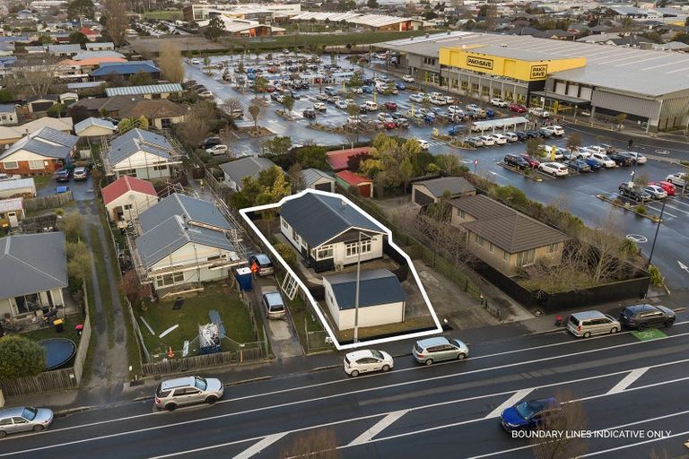 Photo of property in 186 Wainoni Road, Avondale, Christchurch, 8061