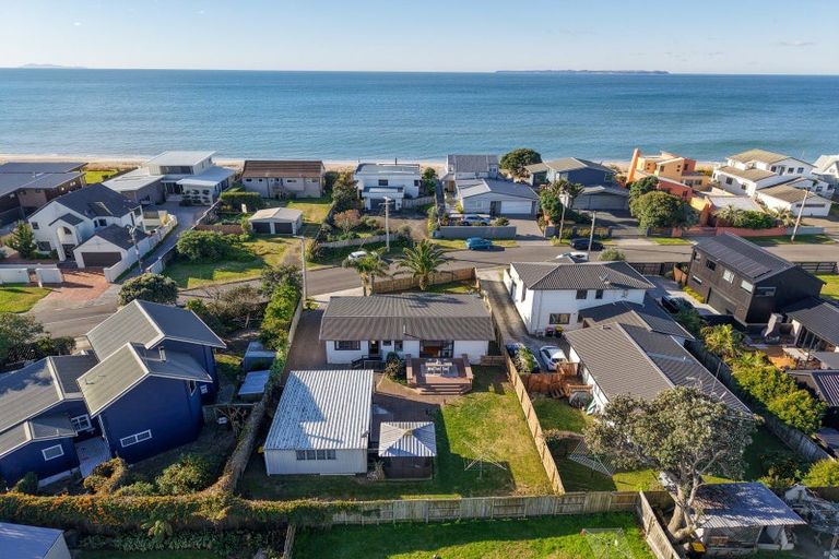 Photo of property in 4 Motiti Road, Papamoa Beach, Papamoa, 3118