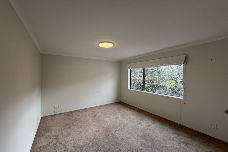 Photo of property in 16 Catrina Avenue, Birkenhead, Auckland, 0626