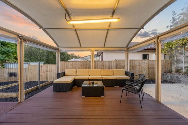 Photo of property in 124 Kyle Road, Greenhithe, Auckland, 0632