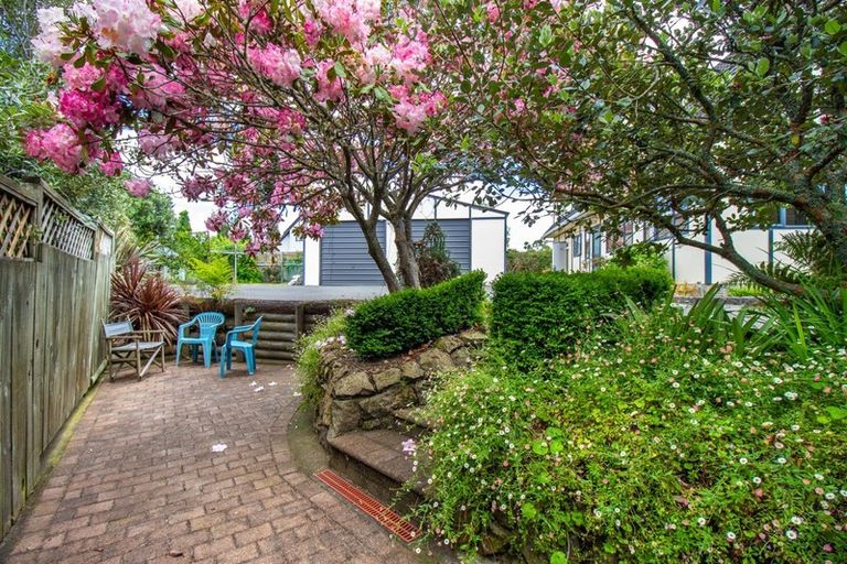 Photo of property in 12 Elmslie Place, Owhata, Rotorua, 3010