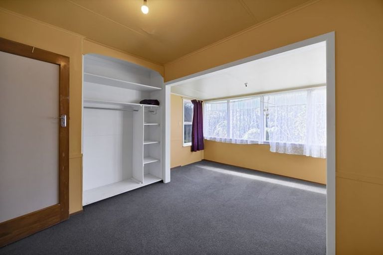 Photo of property in 2 Wilson Road, Opunake, 4616
