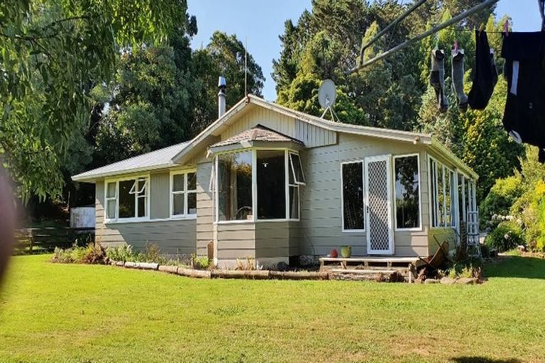 Photo of property in 1875 Kanakanaia Road, Whatatutu, Te Karaka, 4091