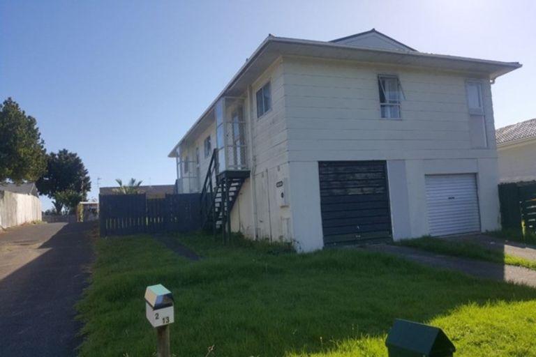 Photo of property in 1/11 Frobisher Way, Clendon Park, Auckland, 2103