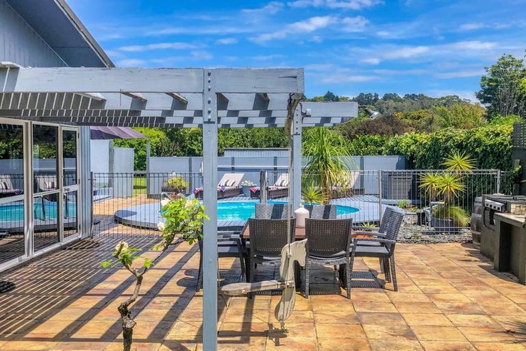 Photo of property in 73 Iranui Road, Inner Kaiti, Gisborne, 4010