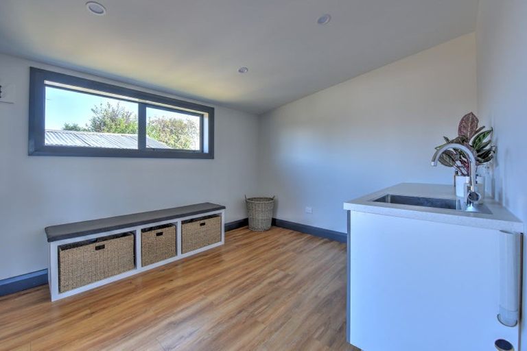 Photo of property in 6 Charlton Road, Gore, 9710