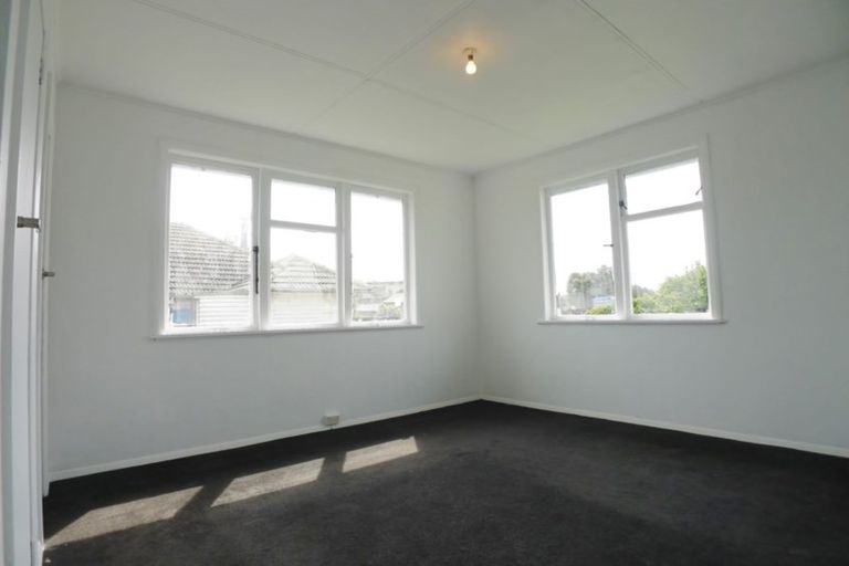 Photo of property in 88 Swaffield Road, Papatoetoe, Auckland, 2025