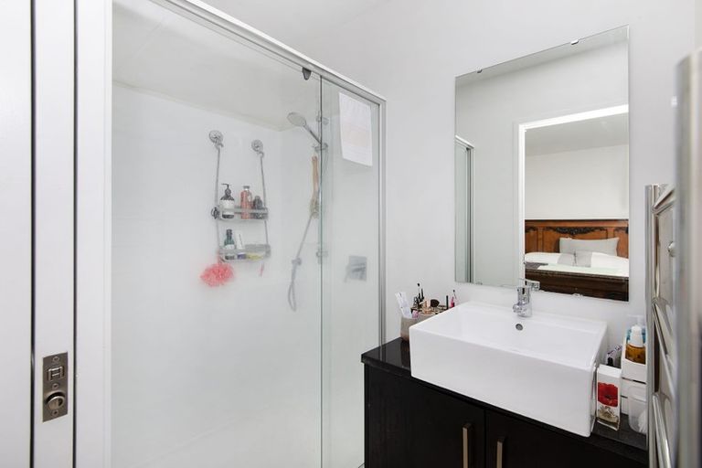 Photo of property in 9/182 Flat Bush School Road, Flat Bush, Auckland, 2019