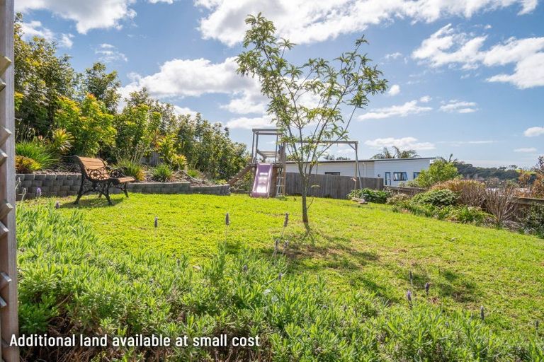 Photo of property in 5 Frangipani Street, Cable Bay, 0420