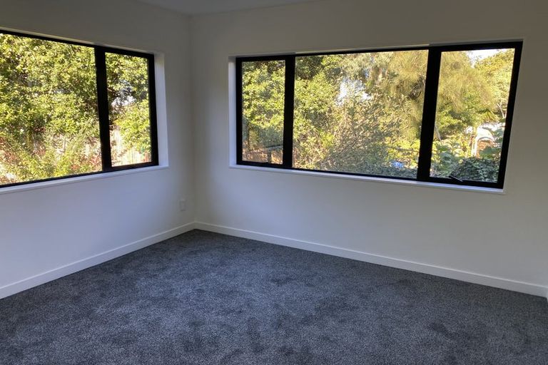 Photo of property in 26a Grenada Avenue, Forrest Hill, Auckland, 0620