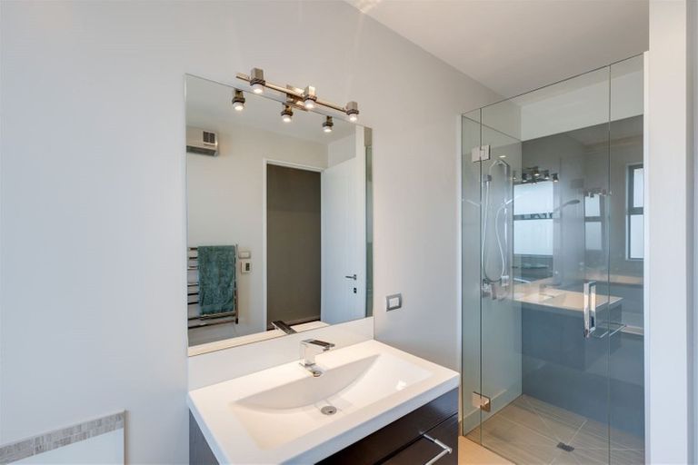 Photo of property in 11 Catkins Lane, Mairehau, Christchurch, 8052