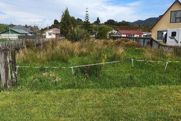 Photo of property in 52 Somerled Avenue, Dunollie, Runanga, 7803