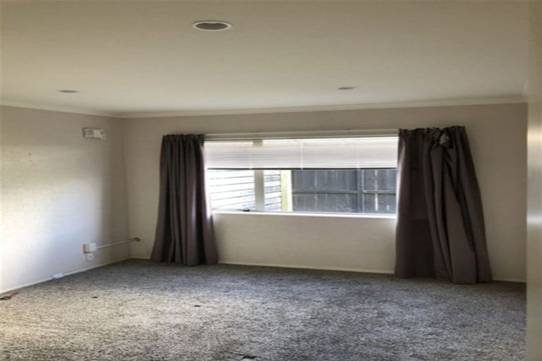 Photo of property in 9 Breon Place, Flat Bush, Auckland, 2016