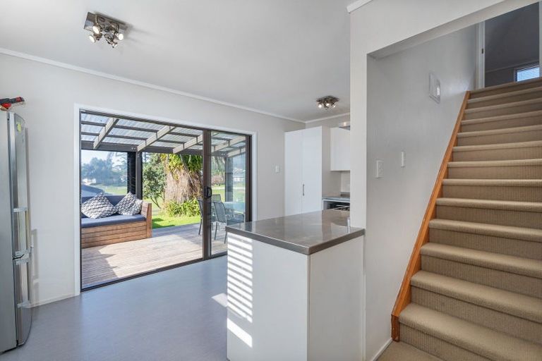 Photo of property in 17 Crown Reef, Pauanui, Hikuai, 3579