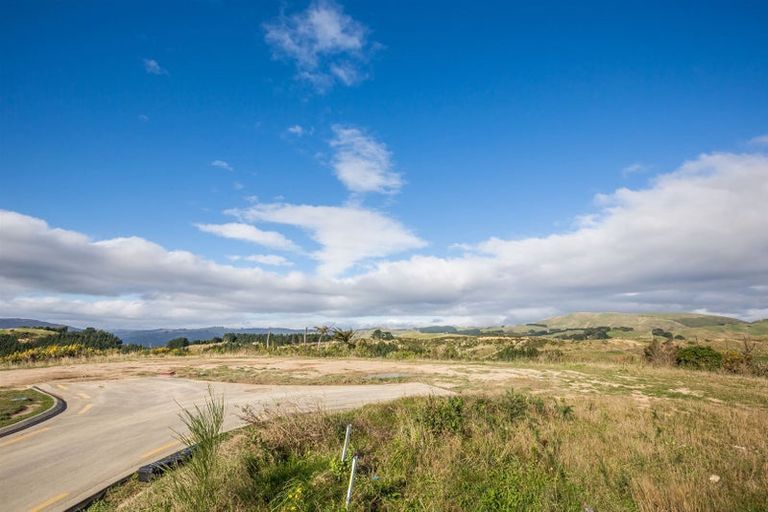 Photo of property in 13 Stunsail Lane, Whitby, Porirua, 5024