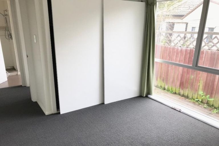 Photo of property in 2/321 Wairakei Road, Burnside, Christchurch, 8053