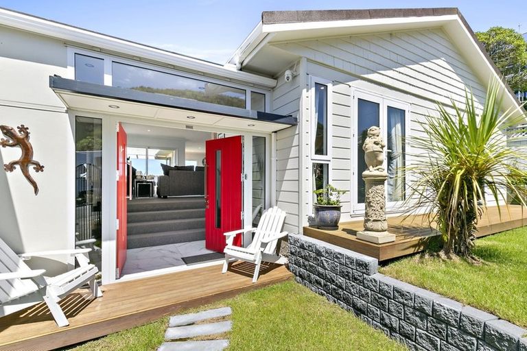 Photo of property in 47 Ashton Fitchett Drive, Brooklyn, Wellington, 6021