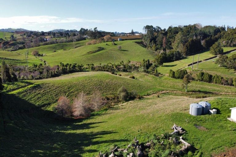 Photo of property in Pukekohe Road East, Pukekohe East, Pukekohe, 2677