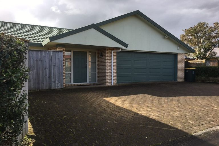 Photo of property in 103c Hill Road, Manurewa, Auckland, 2105