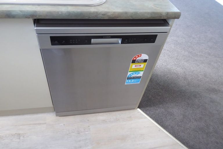 Photo of property in 138d Matsons Avenue, Papanui, Christchurch, 8053