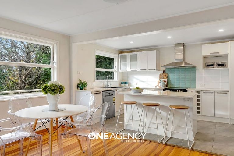 Photo of property in 183 Helston Road, Paparangi, Wellington, 6037