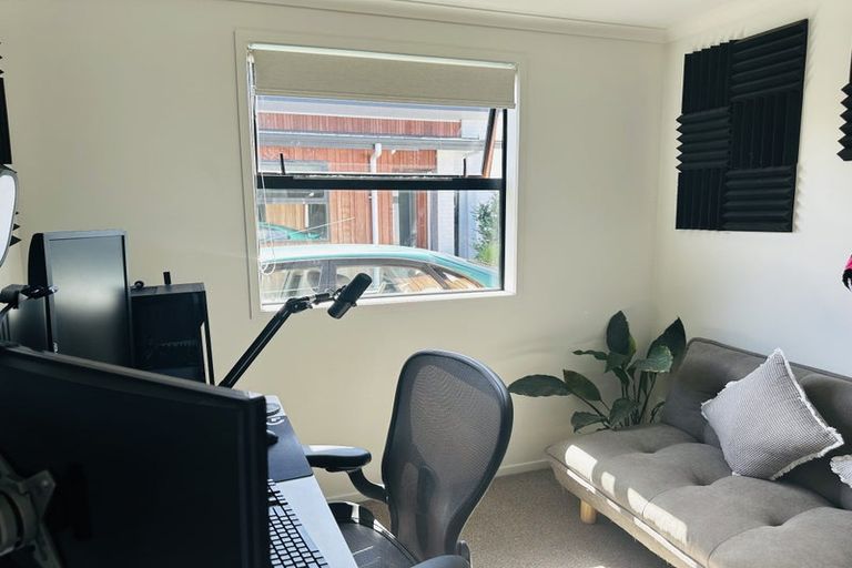 Photo of property in 43b Banbury Crescent, Fairfield, Hamilton, 3214