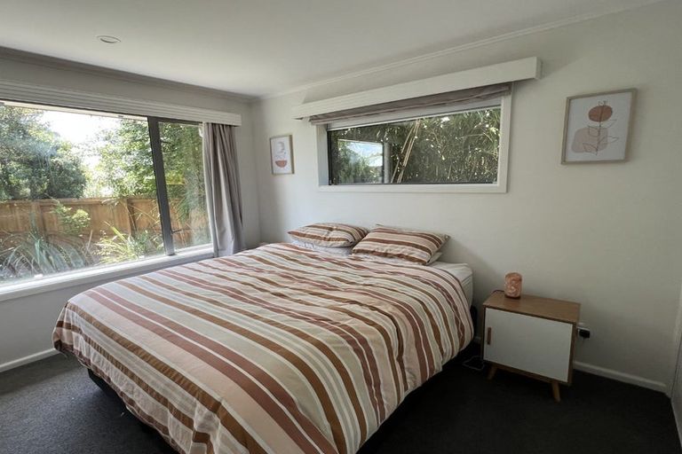 Photo of property in 15 Mirfield Place, Russley, Christchurch, 8042