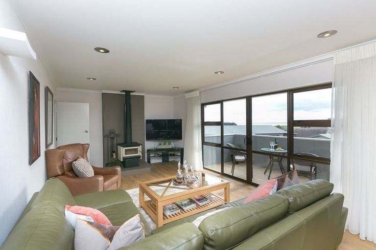 Photo of property in 22 Culzean Grove, Bell Block, New Plymouth, 4312