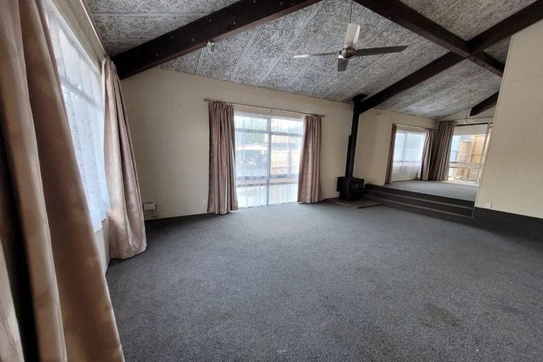 Photo of property in 5 Dalkeith Place, Opaheke, Papakura, 2113