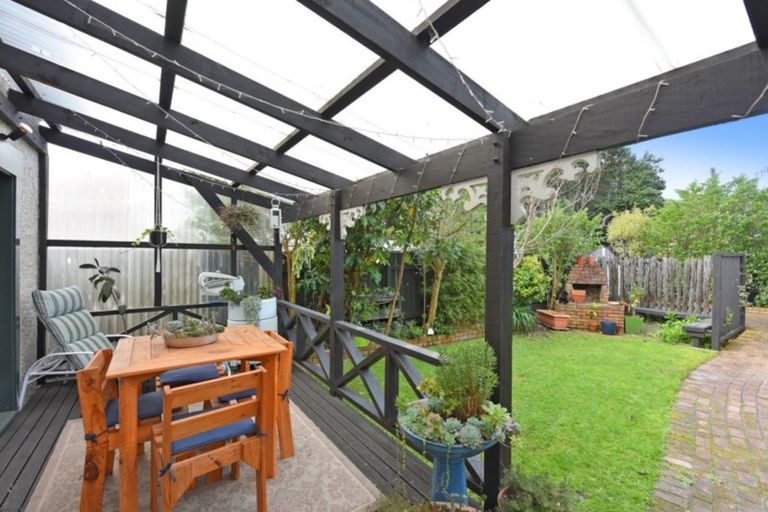 Photo of property in 26 Britannia Street, Petone, Lower Hutt, 5012