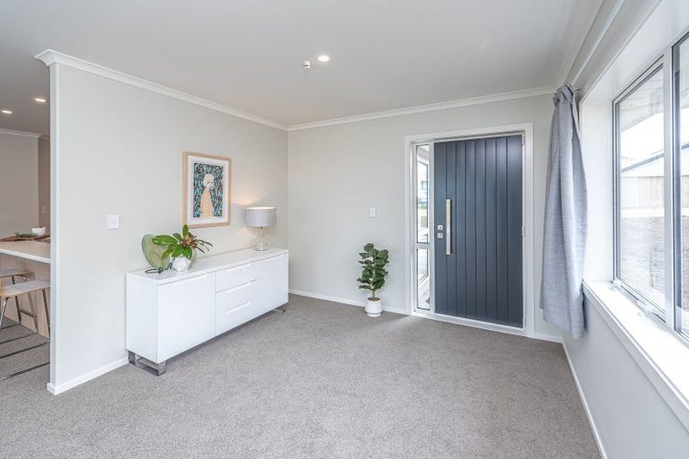 Photo of property in 51 Tirimoana Place, Otamatea, Whanganui, 4501