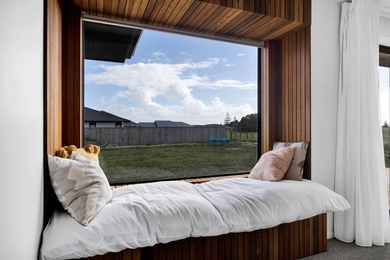 Photo of property in 62 Aratapu Street, Waitara, 4320