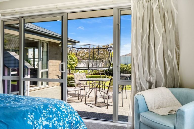 Photo of property in 6 Galatos Street, Rangiora, 7400