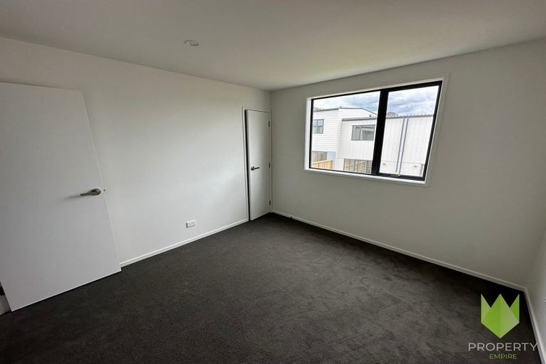 Photo of property in 9 Clay Works Lane, New Lynn, 0600