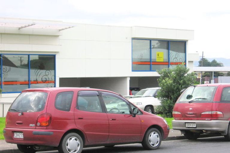 Photo of property in 3c/12 Selwyn Road, Cockle Bay, Auckland, 2014