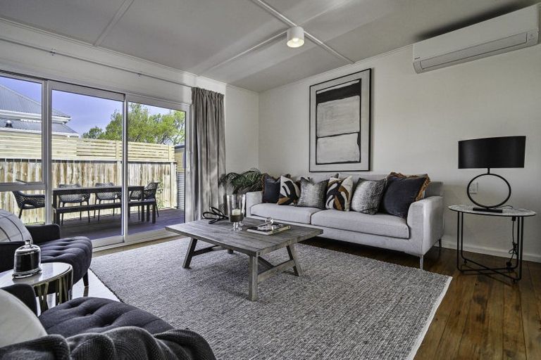 Photo of property in 34 Middle Road, Havelock North, 4130