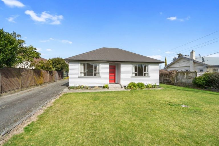 Photo of property in 5 Parkers Road, Tahunanui, Nelson, 7011