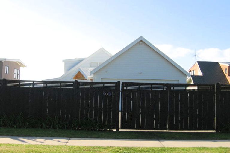 Photo of property in 109 Captain Cook Road, Cooks Beach, Whitianga, 3591