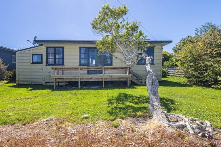 Photo of property in 30 Mackenzie Street, National Park, Owhango, 3989