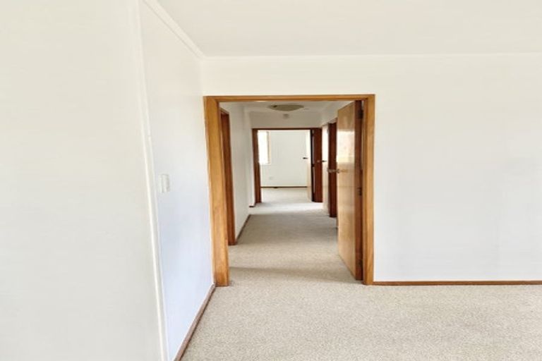 Photo of property in 5 Urlich Drive, Ranui, Auckland, 0612