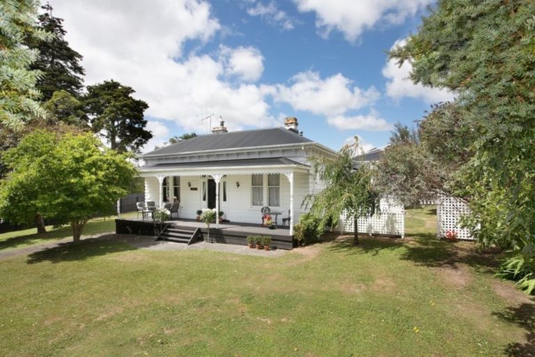 Photo of property in 21 Bond Street, Marton, 4710