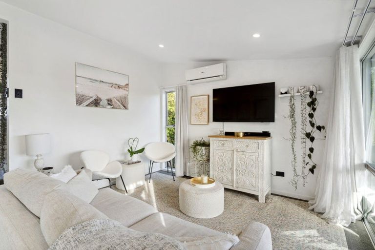 Photo of property in 5/7 Balmain Road, Birkenhead, Auckland, 0626