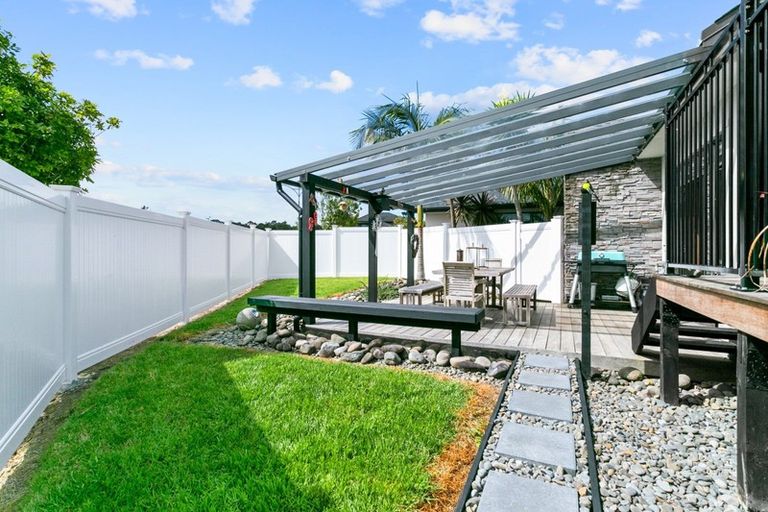 Photo of property in 7 Archer Rayner Place, Greenhithe, Auckland, 0632