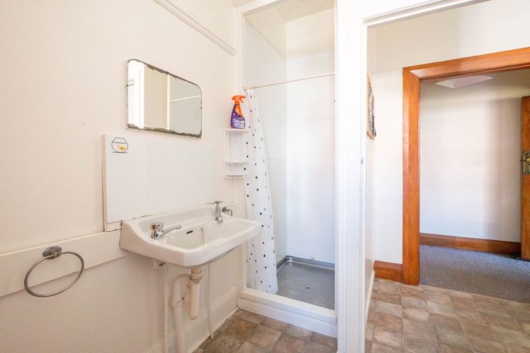 Photo of property in 31 Coughtrey Street, Saint Clair, Dunedin, 9012