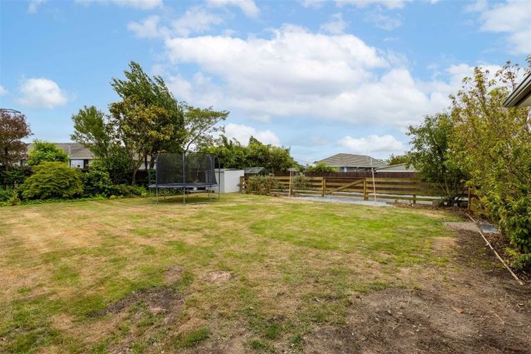 Photo of property in 11 Rosamund Place, Halswell, Christchurch, 8025