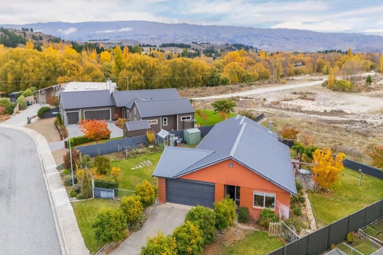 Photo of property in 21 Walnut Grove, Alexandra, 9320