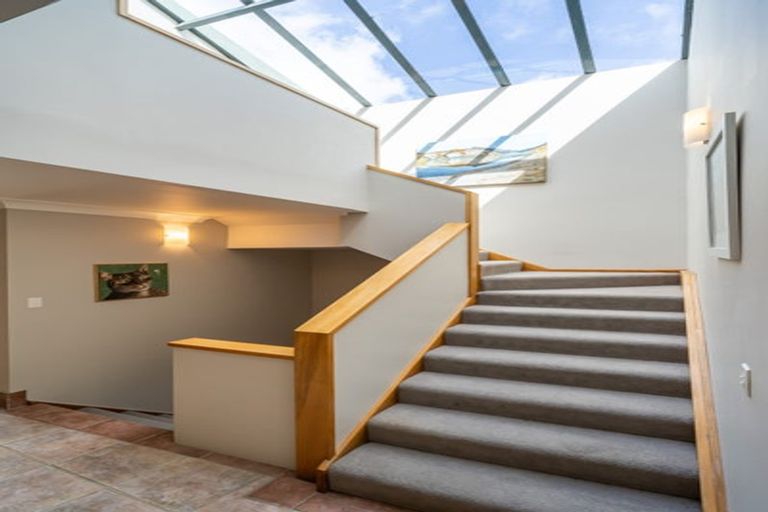 Photo of property in 69 Howard Road, Point Howard, Lower Hutt, 5013